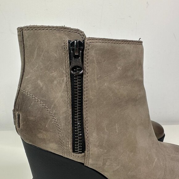 Women's Sorel Joan Uptown Zip Wedge Tan Boots Sz 9 - Picture 2 of 14